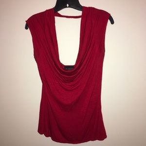 4 for $15 🛍️ Red scoop neck top The Limited